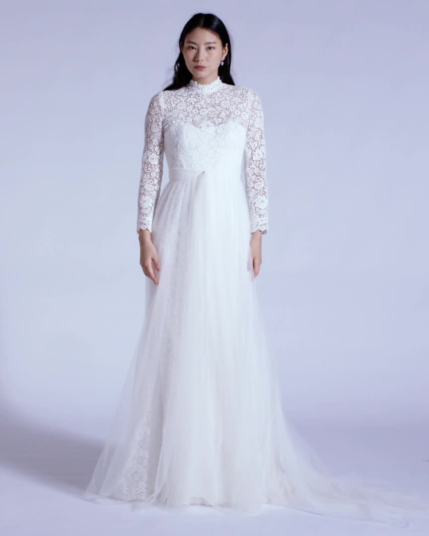 betway必威官网客户端Watters Danbury超短裙视频